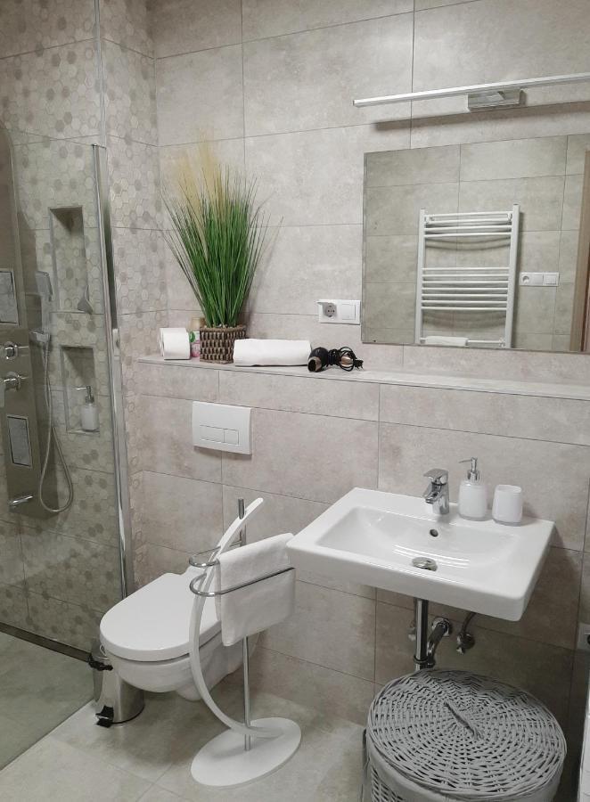 Royal Relax Apartman Keszthely Buitenkant foto