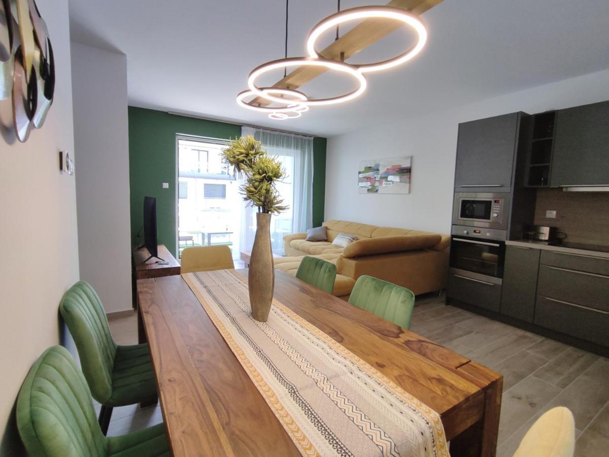 Royal Relax Apartman Keszthely Buitenkant foto