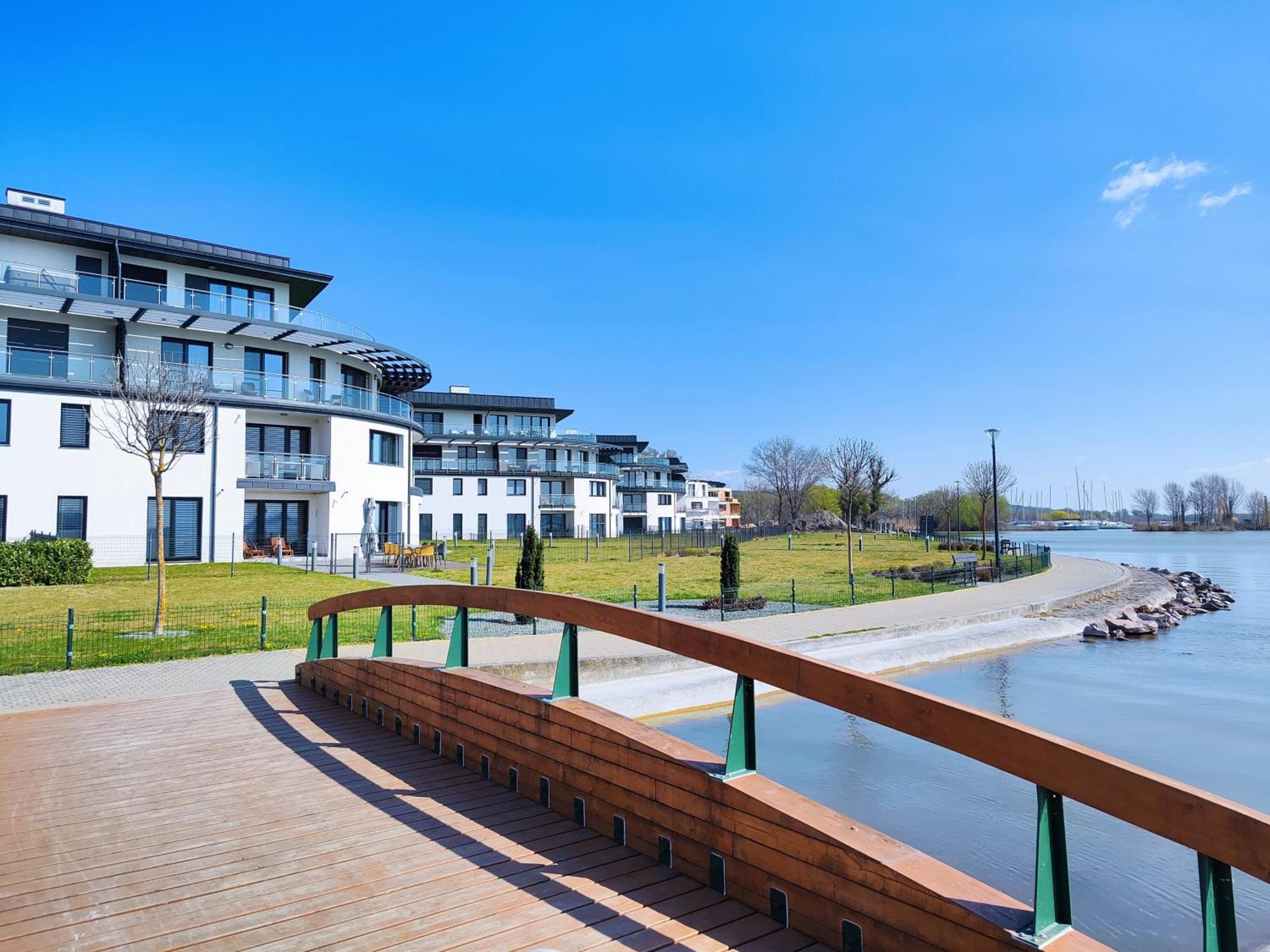 Royal Relax Apartman Keszthely Buitenkant foto
